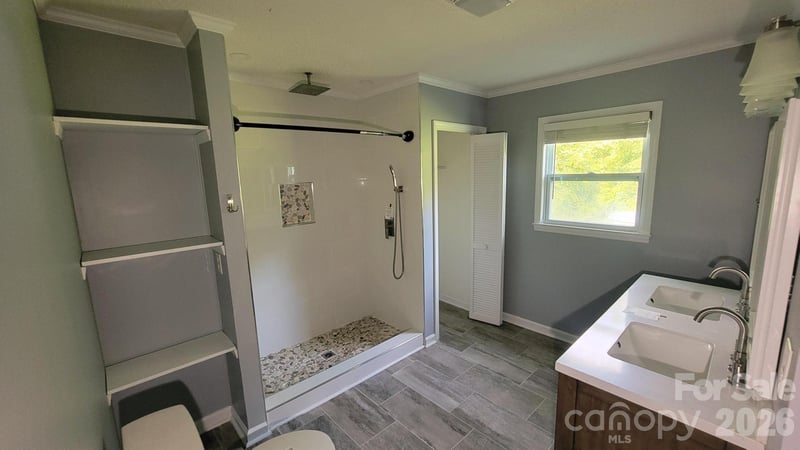 228 Tot Dellinger Rd, Cherryville, NC 28021
