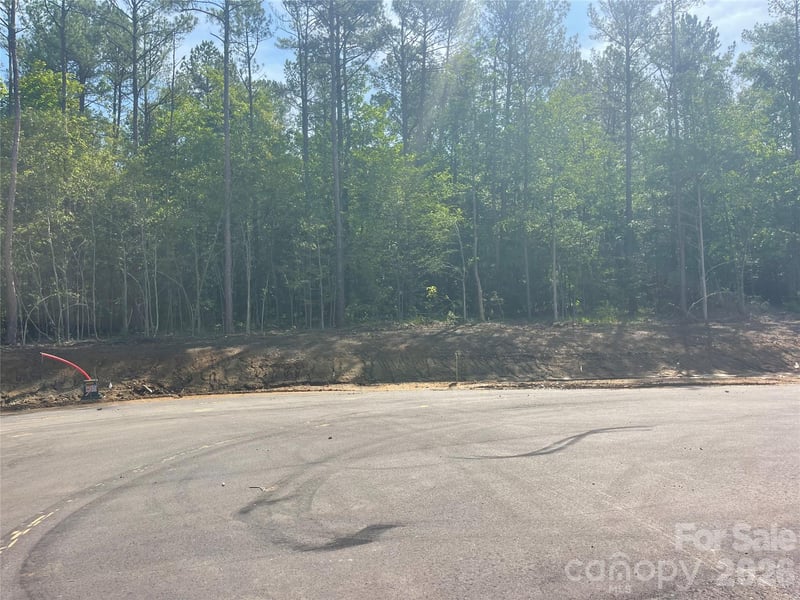 818 Everwood Dr, Mcconnells, SC 29726