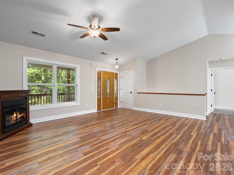 11 Tahchee Trl, Fletcher, NC 28732