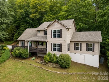 62 Pine Hill Dr, Brevard, NC 28712