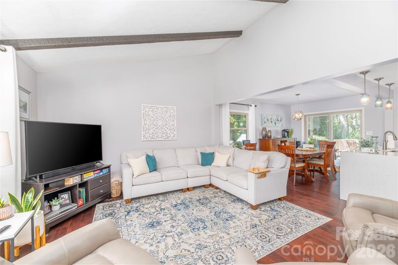 115 Hazelview Dr, Waynesville, NC 28786
