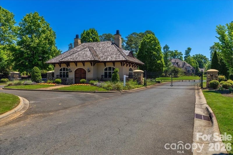 519 Meadow Sweet Ln, Waxhaw, NC 28173