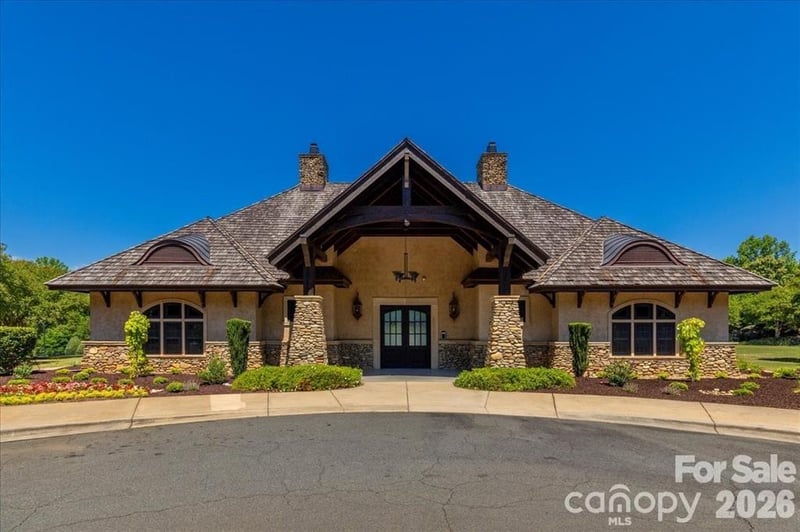 519 Meadow Sweet Ln, Waxhaw, NC 28173