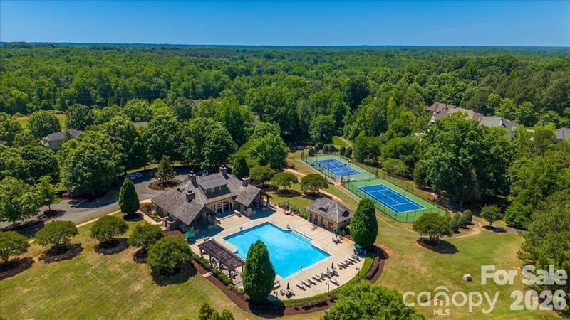 519 Meadow Sweet Ln, Waxhaw, NC 28173