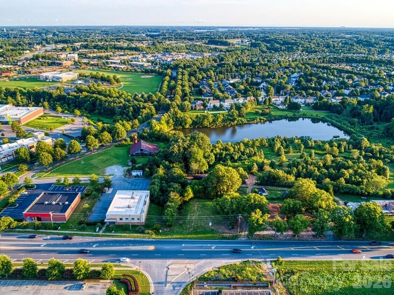 690 River Hw #2, Mooresville, NC 28117