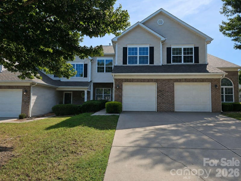 12028 Stratfield Place Cir, Pineville, NC 28134