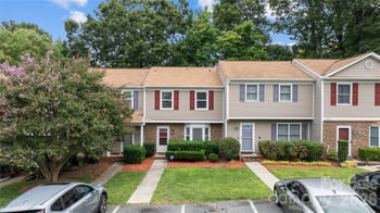 8407 Rust Wood Pl, Charlotte, NC 28227