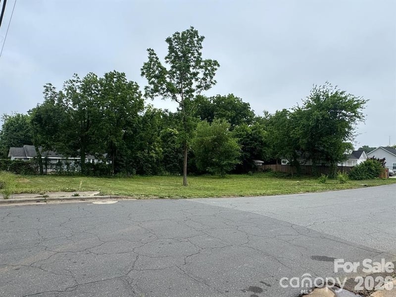 2211 Carmine St, Charlotte, NC 28206