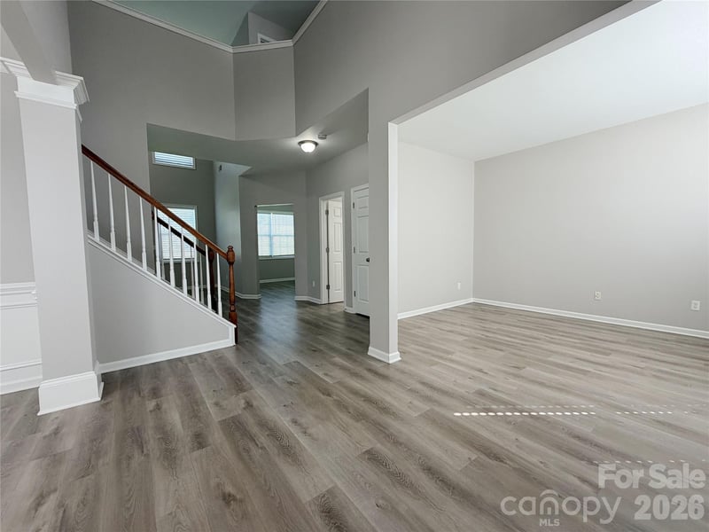 9927 Jeanette Cir, Charlotte, NC 28213