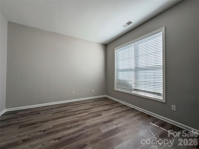 9927 Jeanette Cir, Charlotte, NC 28213