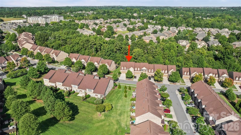 2246 Donnington Ln NW, Concord, NC 28027