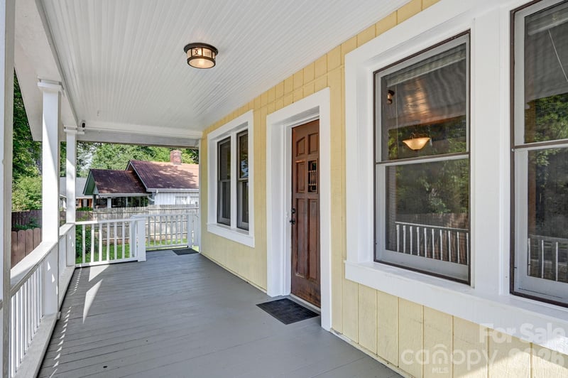 376 Fairview Rd, Asheville, NC 28803