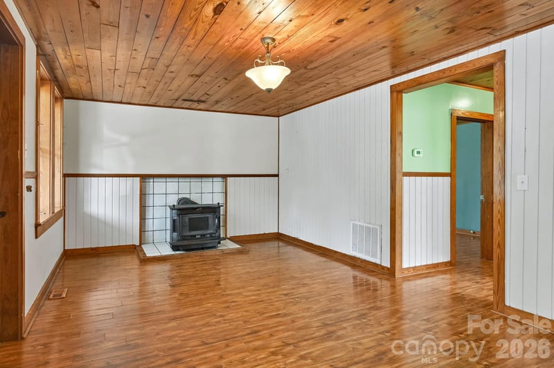 376 Fairview Rd, Asheville, NC 28803