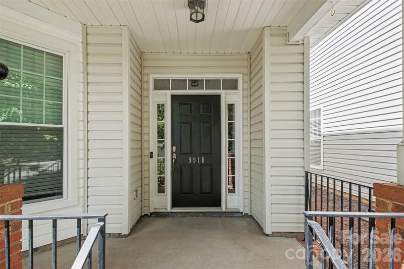 9910 Westmoreland Rd, Cornelius, NC 28031