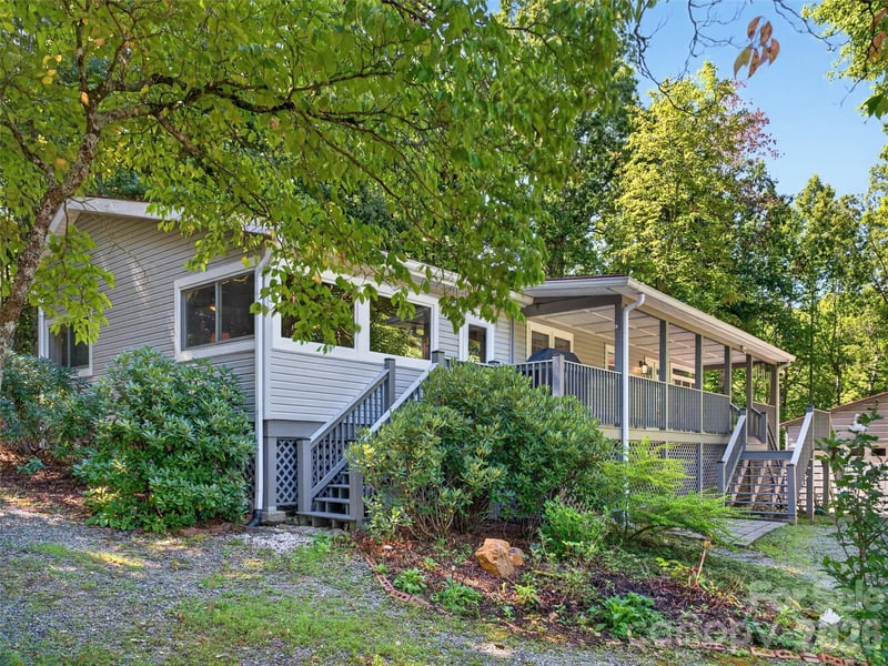 1900 Solomon Jones Rd, Cedar Mountain, NC 28718