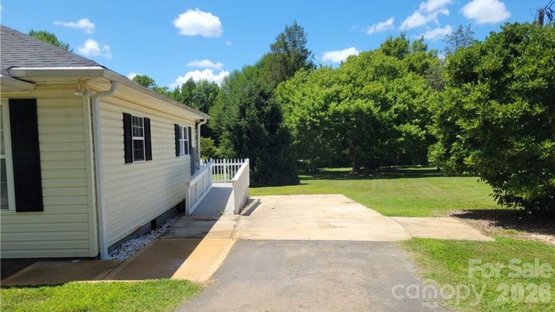 4515 Beaty Rd, Gastonia, NC 28056
