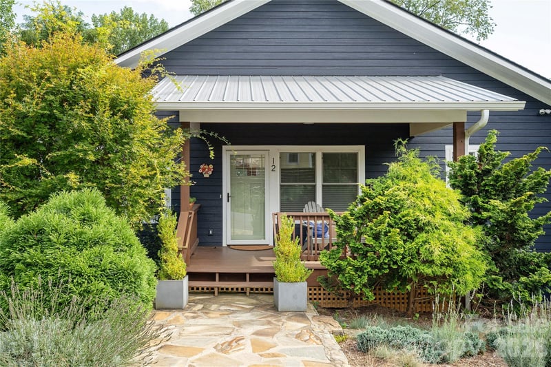 12 Twig Ln, Asheville, NC 28803