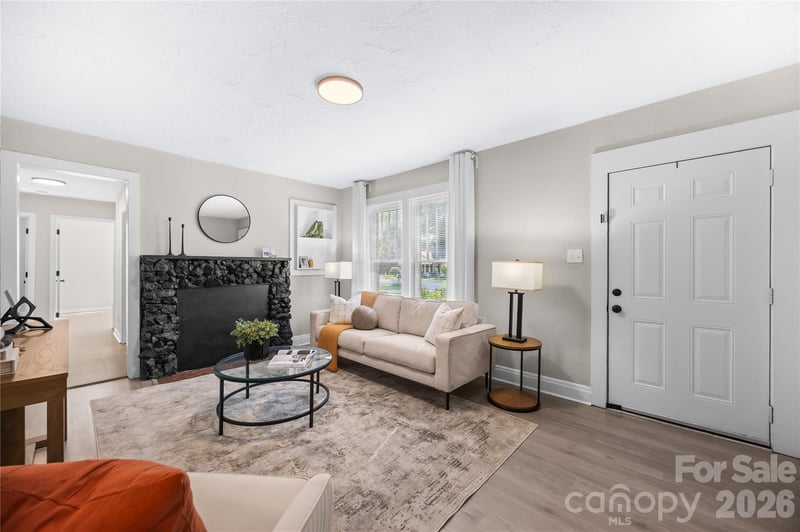 227 N Magnolia St, Mooresville, NC 28115