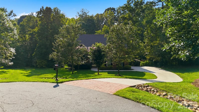254 Streamside Pl, Mooresville, NC 28115