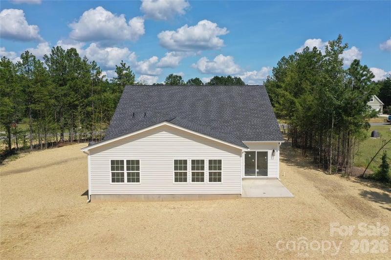 3111 Meadowcrest Dr, Clover, SC 29710