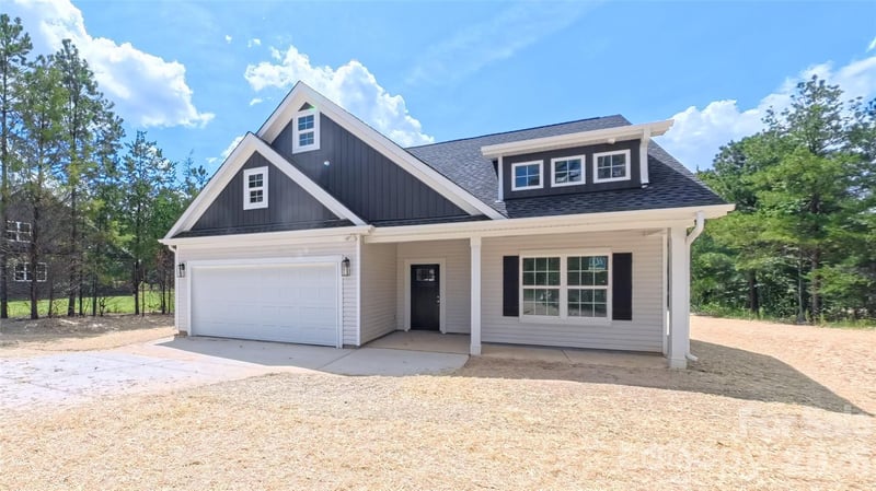 3111 Meadowcrest Dr, Clover, SC 29710