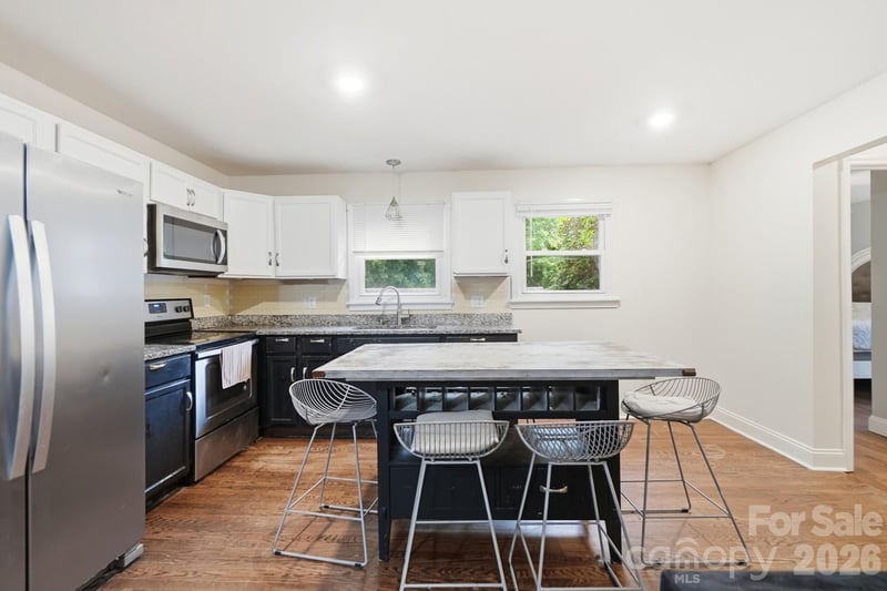 1326 Washington Ln, Kannapolis, NC 28083