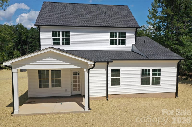 3155 Meadowcrest Dr, Clover, SC 29710