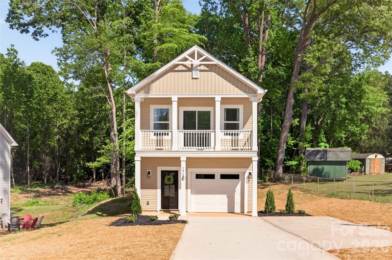 150 Hansard Dr, Charlotte, NC 28214