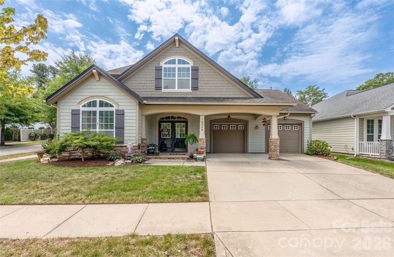 10328 Drake Hill Dr, Huntersville, NC 28078