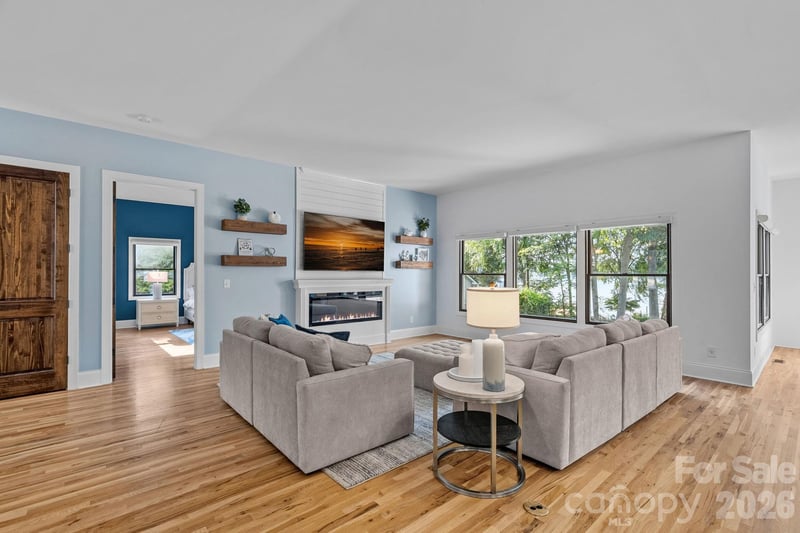 160 Malibu Rd, Mooresville, NC 28117