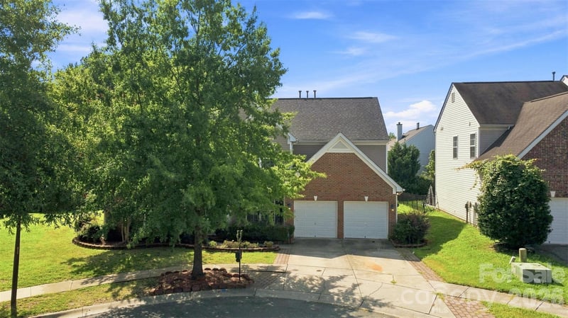 2506 Greenspire Ct, Charlotte, NC 28262