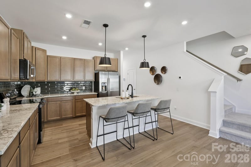 7607 Ethora Way, Charlotte, NC 28216