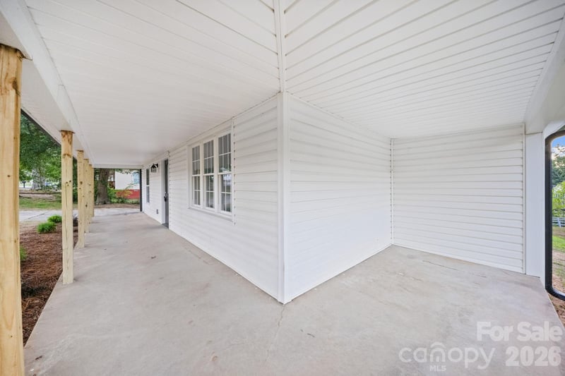 807 N Walnut St, Kannapolis, NC 28081