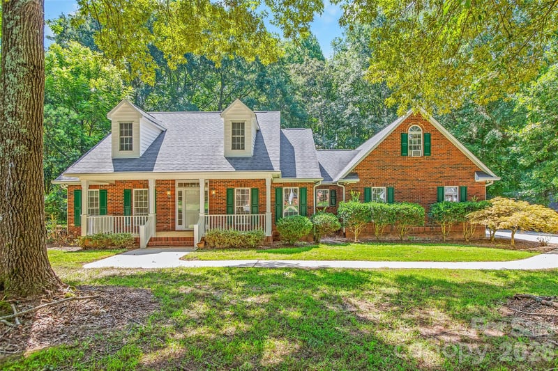 6756 Hawks Nest Ln, Stanley, NC 28164