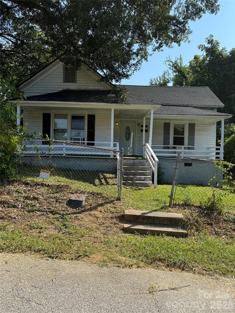 953 14th St, Lancaster, SC 29720