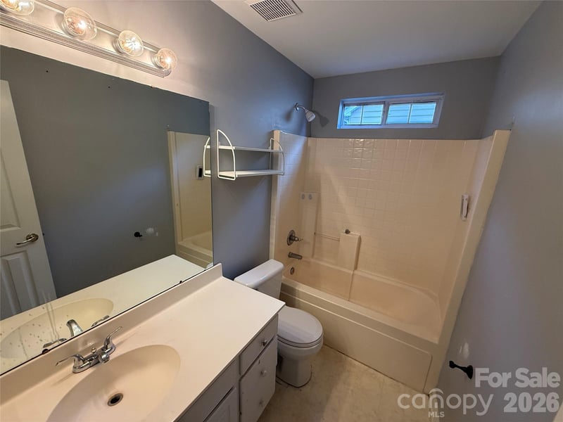 2615 Robyns Glen Dr, Charlotte, NC 28269