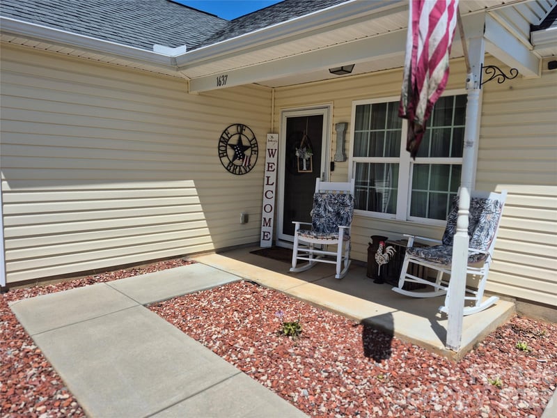 1637 Riverview Rd, Lincolnton, NC 28092