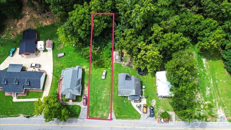 13 Magnolia St, York, SC 29745