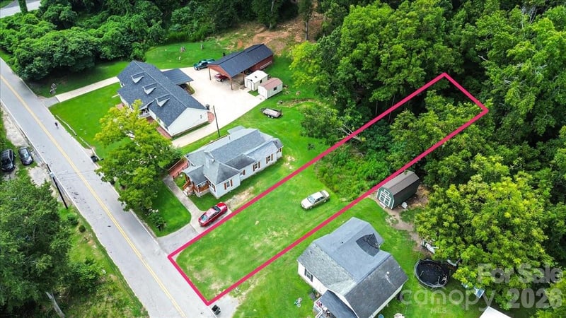 13 Magnolia St, York, SC 29745