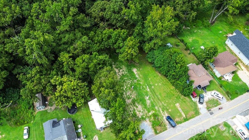 13 Magnolia St, York, SC 29745