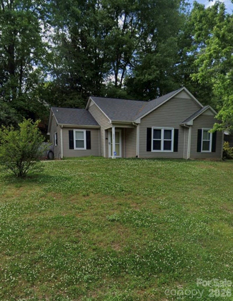 2211 Auten Cir, Mount Holly, NC 28120