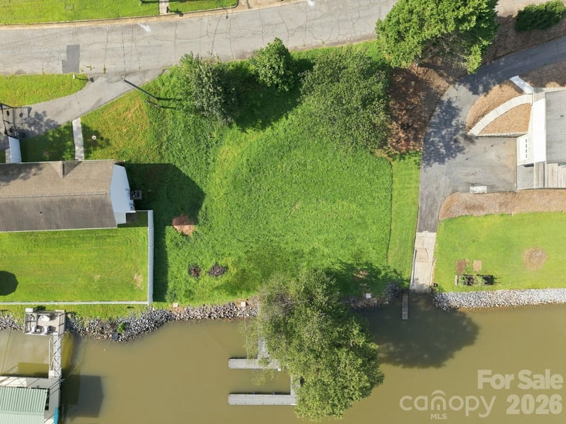 207 Catawba Ave, Hickory, NC 28601