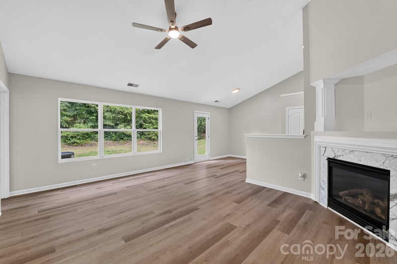 6923 Sunman Rd, Charlotte, NC 28216