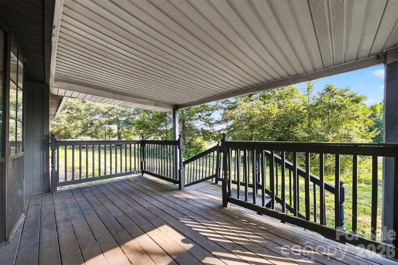 2947 S Nc 16 Hw, Newton, NC 28658