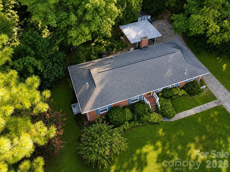6124 Donna Dr, Charlotte, NC 28213
