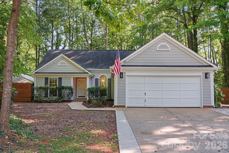 206 Aurora Ln, Huntersville, NC 28078