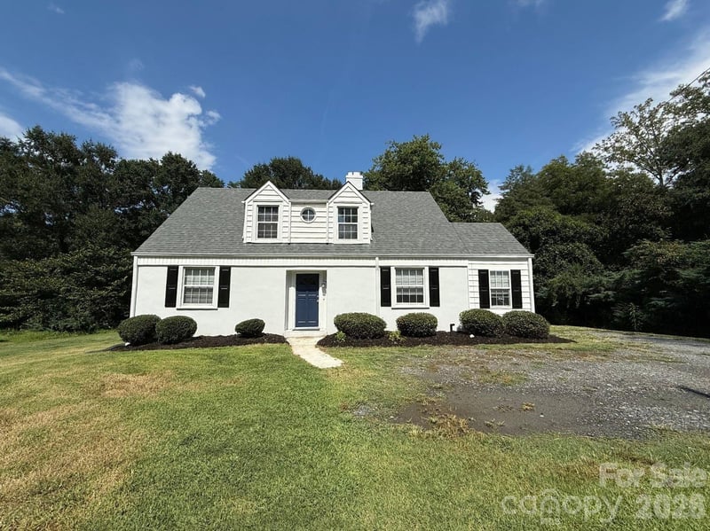 1351 S Aspen St, Lincolnton, NC 28092