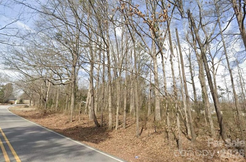 607 S Skyland Dr, Bessemer City, NC 28016