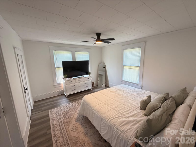 1223 Milton Ave, Kannapolis, NC 28081