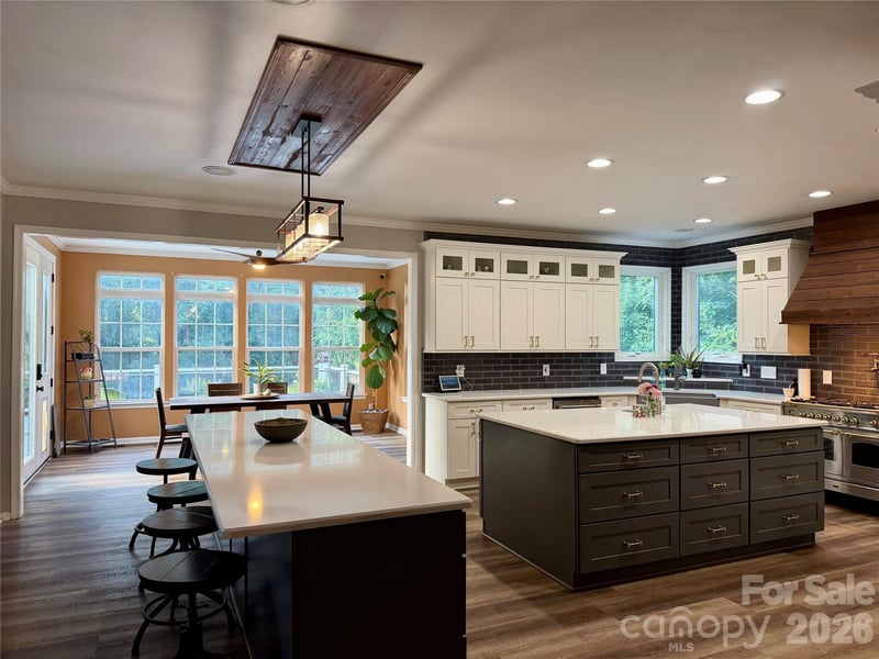 638 Reliance Ct, Tega Cay, SC 29708